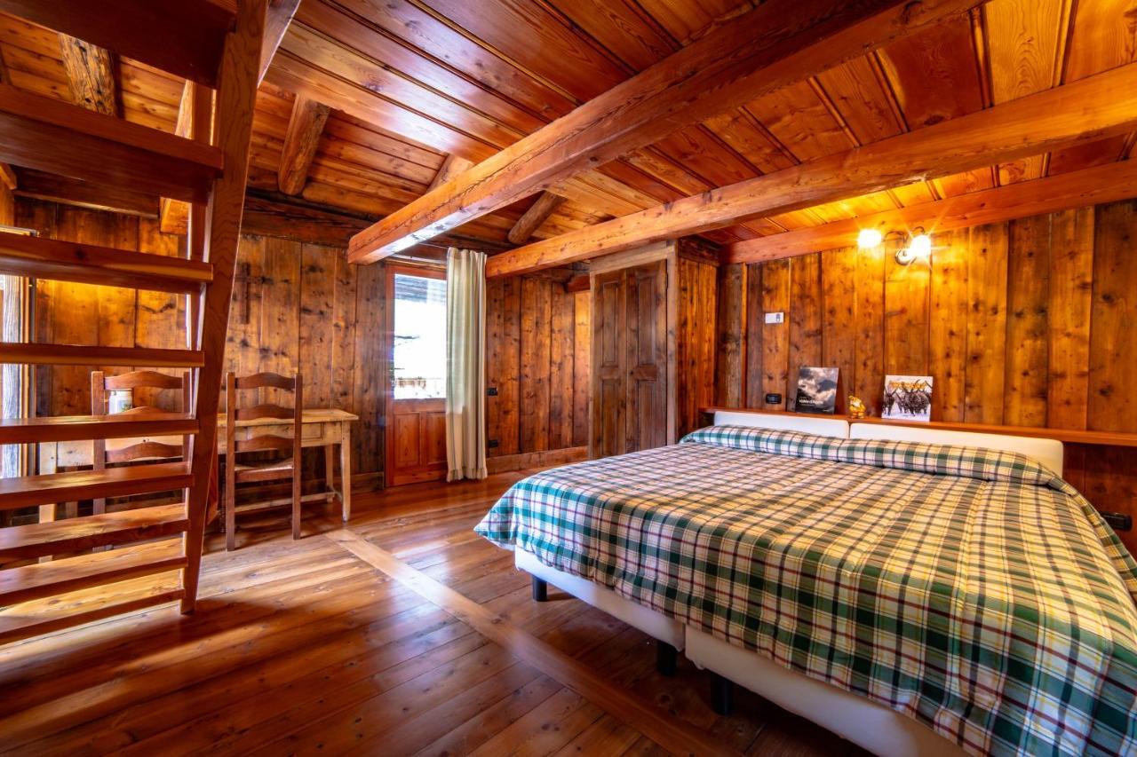 Antica Casa Di Montagna Maison Bovard Вальгризанш Екстер'єр фото