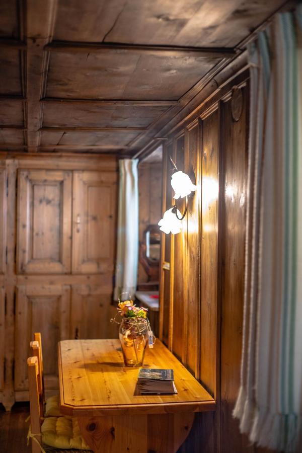 Antica Casa Di Montagna Maison Bovard Вальгризанш Екстер'єр фото