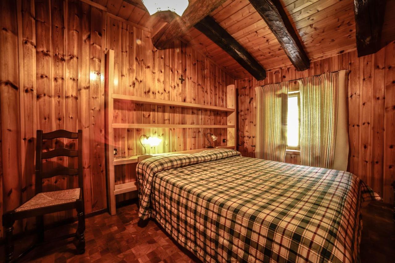 Antica Casa Di Montagna Maison Bovard Вальгризанш Екстер'єр фото