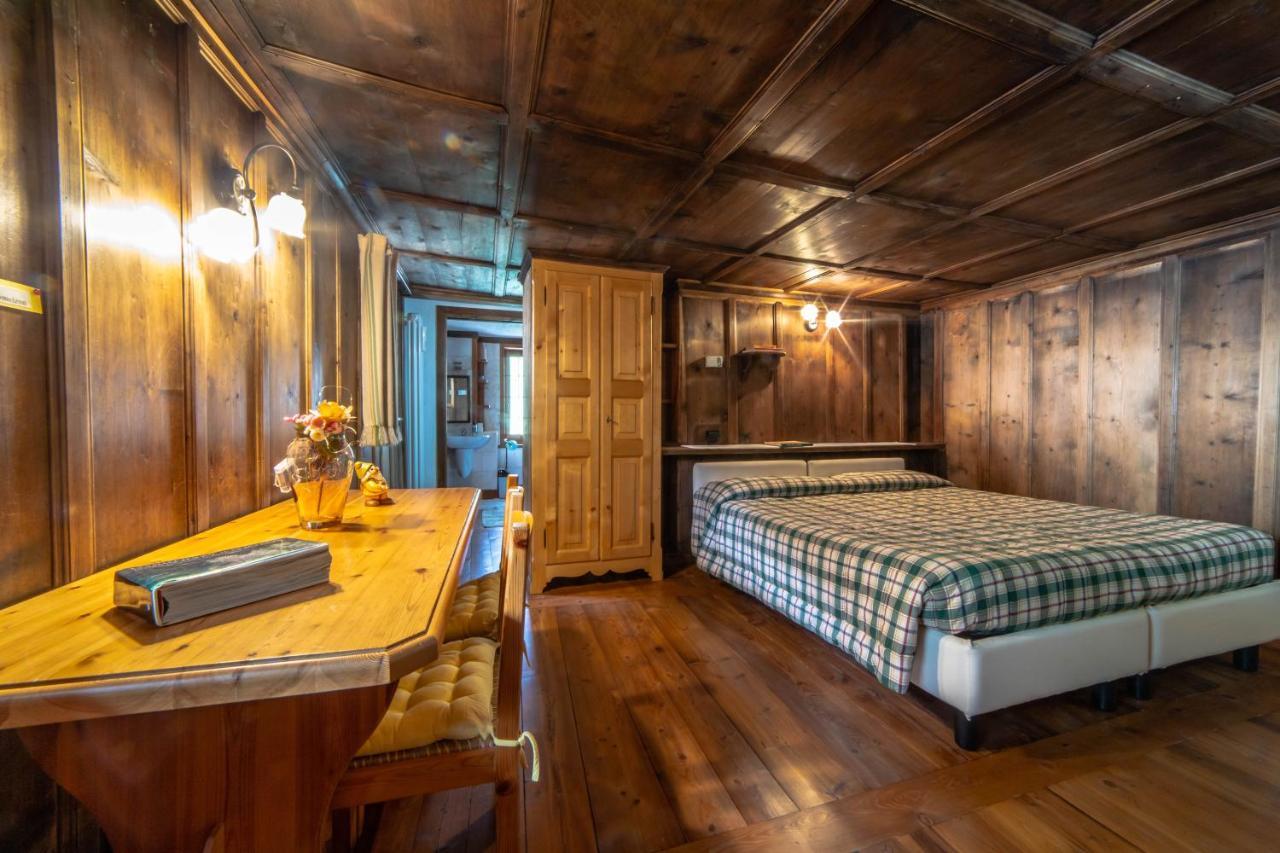 Antica Casa Di Montagna Maison Bovard Вальгризанш Екстер'єр фото
