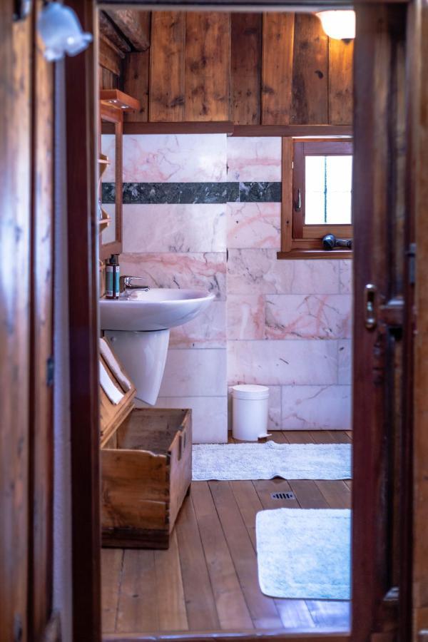 Antica Casa Di Montagna Maison Bovard Вальгризанш Екстер'єр фото
